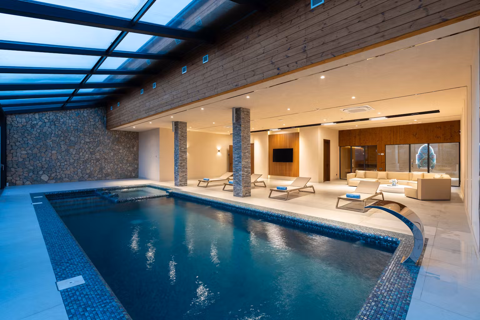 Spa & Pools